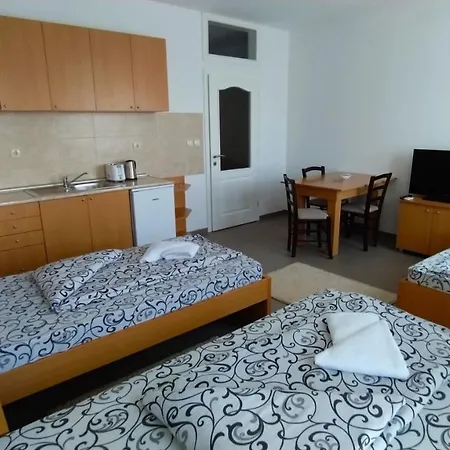 - Vila Kovilje Aparthotel Banja Koviljaca
