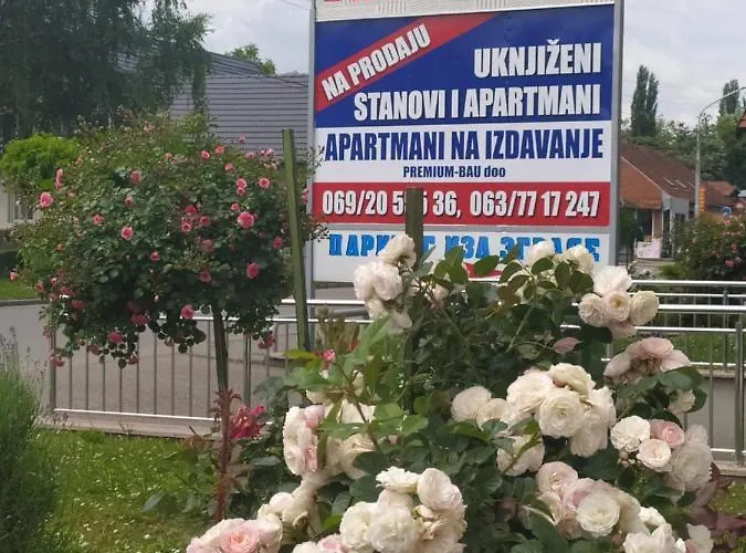 - Vila Kovilje Hotel apartamentowy *