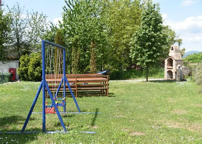 Hotel apartamentowy - Vila Kovilje Banja Koviljača