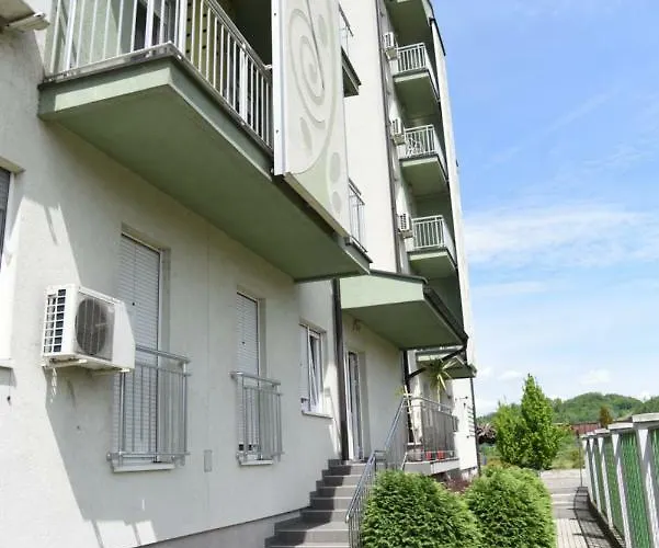 Hotel apartamentowy - Vila Kovilje Banja Koviljača